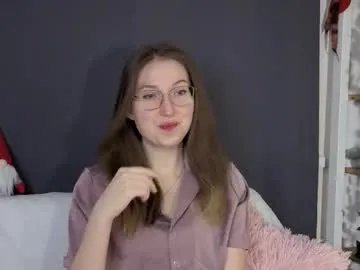 oliviavele on Chaturbate