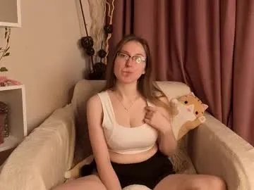 oliviavele on Chaturbate