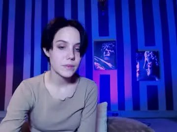 onaloon on Chaturbate