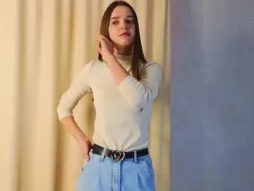 onyxvespera — play with hair - Goal! Hi, I'm a newbie and I want you to show me how you like to play. #new #shy #18 #cute #smalltits [52 tokens remaining]