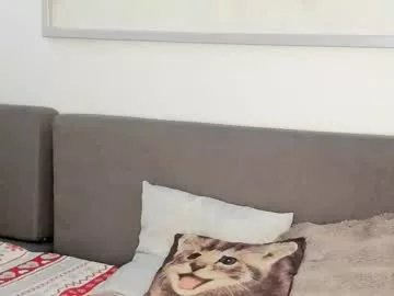 paulblack021 on Chaturbate