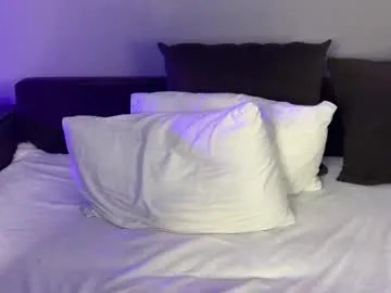 petalpage on Chaturbate