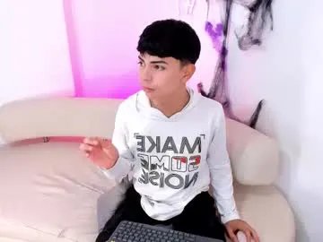 peter_chase on Chaturbate