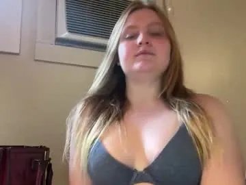 phatassblond on Chaturbate