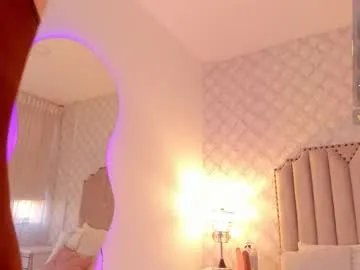 pia_johnson_ on Chaturbate