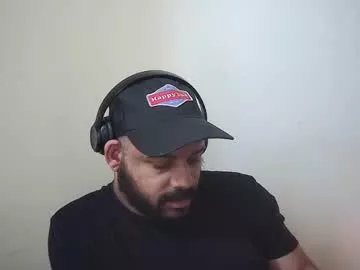 popfizzt on Chaturbate