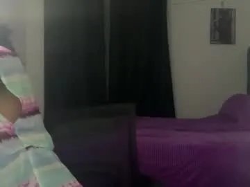 pretty_peaches on Chaturbate