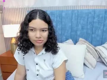 pretty_sunlight_ on Chaturbate