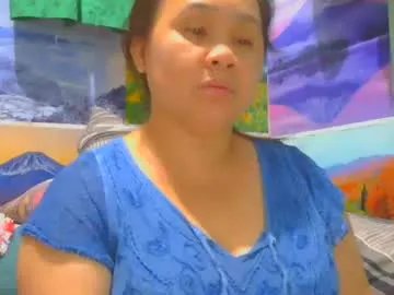 prettynhing on Chaturbate