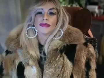 qweenviva on Chaturbate