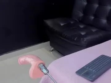 rachel_roman on Chaturbate