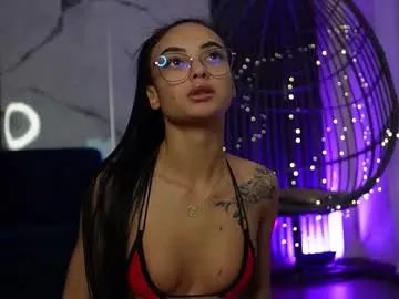 rachelravee on Chaturbate