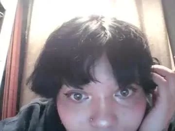 ravendk76 on Chaturbate