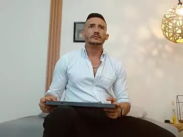 reiko_85_ on Chaturbate