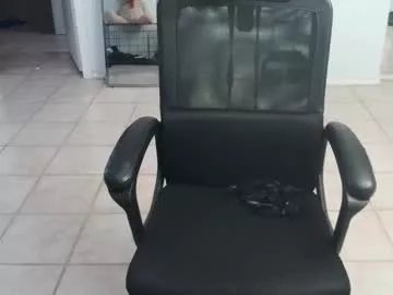 rider853 on Chaturbate