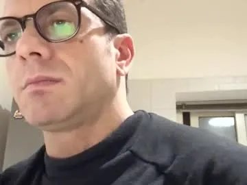 robespierre_ho — Freechat on Chaturbate