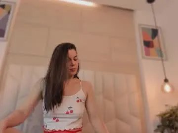 roma__lovee — GOAL: fuck me [59 tokens remaining] Welcome to my room! #feet #latina #slim #tits #milk