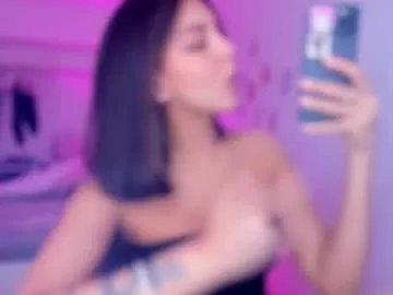 roshelle_xxx on Chaturbate