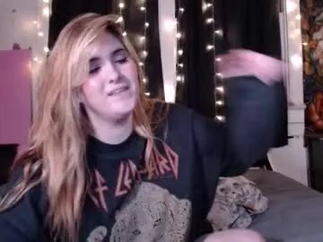 roxanneroulette on Chaturbate