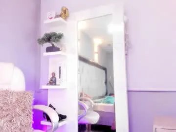 sabrina_keller19 — GOAL: Deepthroat [480 tokens remaining] Welcome to my room! #anal #braces #squirt #latina #new