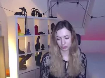 scarlet_sophie — get topless [371 tokens left] #femdom,  #mistress,  #strapon, #chastity, #sissy,  #sph