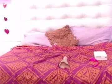 scarlethbigbug on Chaturbate