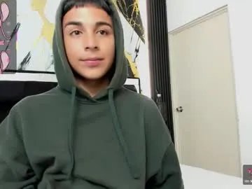 seductivo_jr on Chaturbate