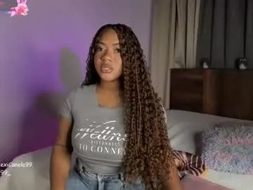 Freechat sexicanela99 on Chaturbate