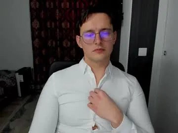 sexxymuscles4u — Fit and kinky boy experiencing 3 lovenses! - Multi Goal: HUGE CUM [69tk each Goal] #lovense #bdsm #young #muscle #chubby #bear #bulky