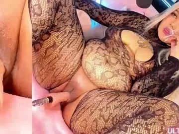 shayna_manson_ — GOAL: BIG SQUIRT #1TODAY [772 tokens remaining] Welcome to my room! #fuckmachine #ebony #belly #bbw #chubby