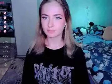 shyfoxxxy on Chaturbate