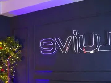 siennaruh — An innocent smile hiding dangerous intentions ! Ready to unlock them? Fav levels 111-222-333-444 - Multi Goal: good warmup for my pussy [444 tokens left] #bigass #bigboobs #anal #deepthroat #squirt