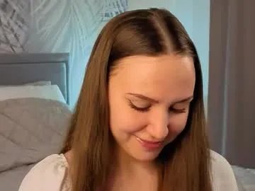 simplyzoe — Hello! My name is Zoe Goal: Do you want to see my outfit? #new #student #18 #young #shy [22 tokens remaining]