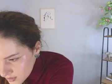 sindy_met — "Hi guys this is my first day here! Goal: Sexy body tour :3  #shy #new #18 #young #bigboobs [94 tokens remaining]