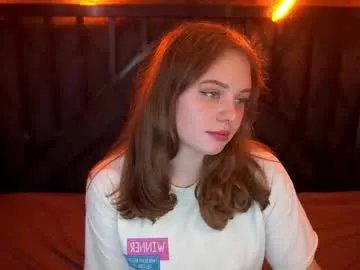 snowwhite_bella on Chaturbate