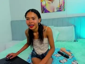 sofi_little2 on Chaturbate