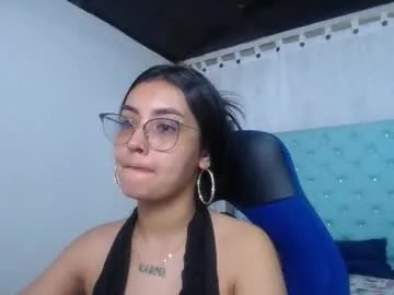sofiaasexy19 on Chaturbate
