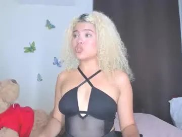 sofiacastillo01 — #squirt #anal #doublepenetration #masturbation #interactivetoys #petitegirl