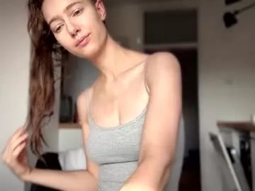 solar_bella on Chaturbate