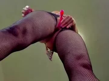 Freechat sophierosenfeld on Chaturbate