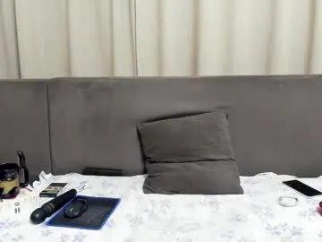 sophiestique on Chaturbate