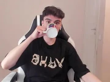 Freechat stralght_twinks on Chaturbate