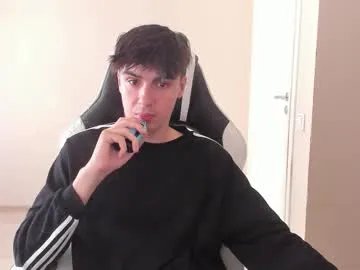 Freechat stralght_twinks on Chaturbate