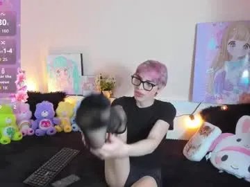 strawberry_kitty_ on Chaturbate