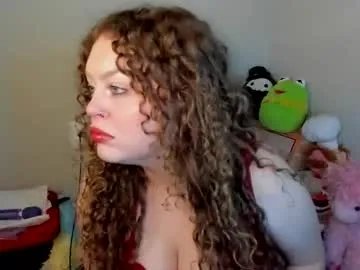 strwbby on Chaturbate