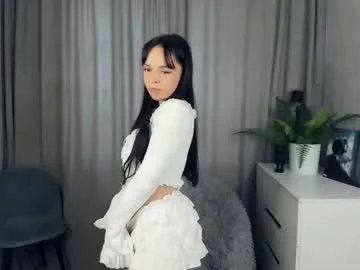 sunnysanna — Goal: look into my eyes closer #new #18 #young #shy #teen [15 tokens remaining]