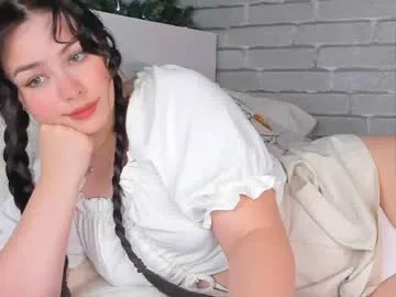 superbdolls on Chaturbate