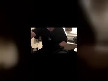 swe9090 on Chaturbate