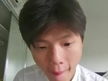 sweetiepuppy421 on Chaturbate 