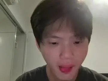 sweetiepuppy421 on Chaturbate 